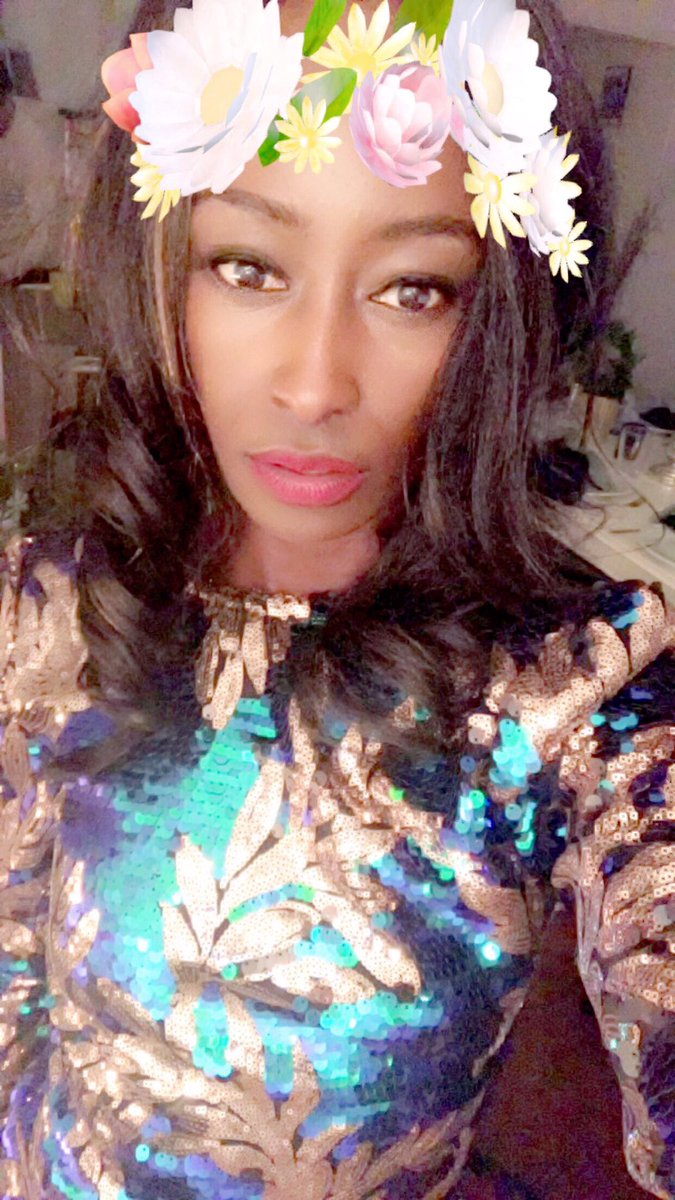 krinastyla's tweet photo. This is my best emoji on Snapchat https://t.co/dPbgl2JUQU