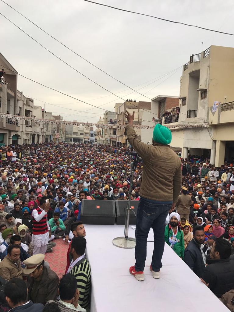 SukhjinderKaoni's tweet photo. Jan sabha at GIDDERBAHA https://t.co/NvA0L2hda2
