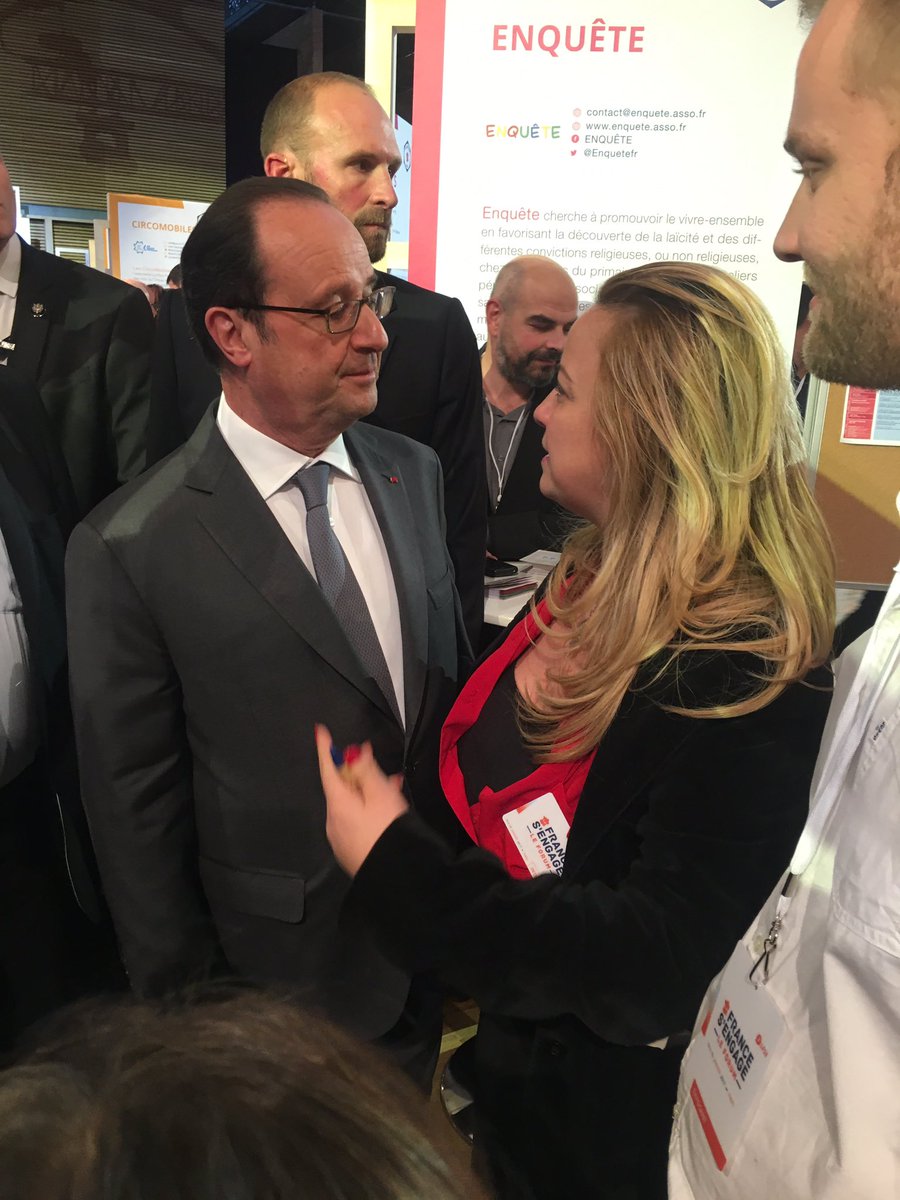 Asso_CoExist's tweet photo. La directrice @orlylugassy de @Asso_CoExist échange avec le Président de la République @fhollande @Elysee #LFSE https://t.co/rmL7WgboRF
