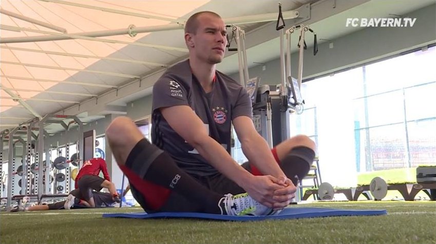 go_exxentric's tweet photo. #Bundesliga team #FCBayern getting stronger during training camp at #kBox facility @Aspire_Academy. https://t.co/PaOqCg2nB6 💪⚽ https://t.co/LZTls4IHYc