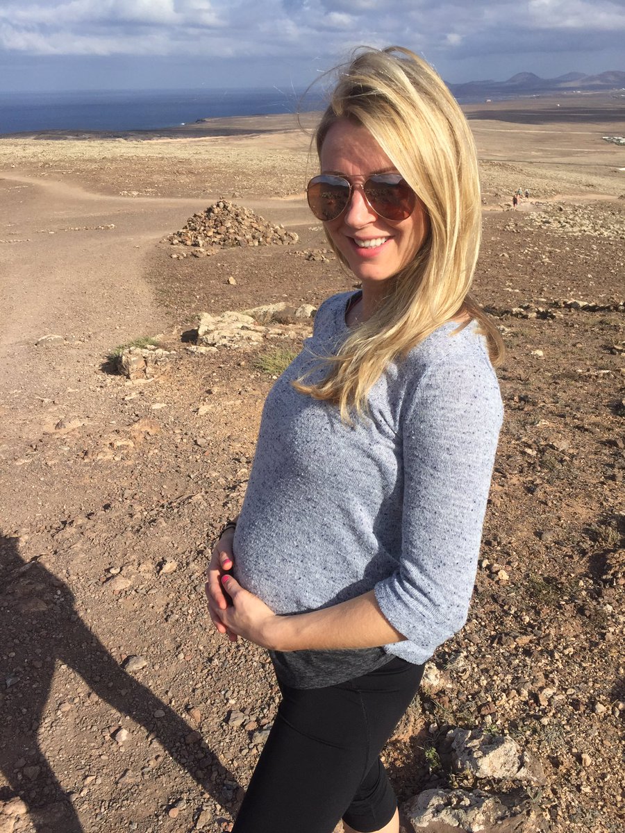 becksbenz24's tweet photo. 20weeks! 👶🏻☀ https://t.co/xGJmv8s3nj