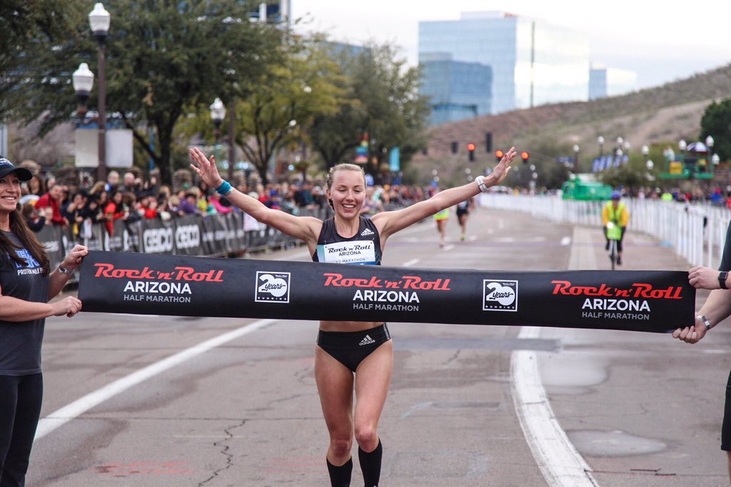 DanCruzNews's tweet photo. Americans @jde66leston (1:04:50) and @neelysgracey (1:12:39) we're decisive winners at today's @RunRocknRoll Arizona Half Marathon! #RnRAZ https://t.co/nP6p4ewu6h