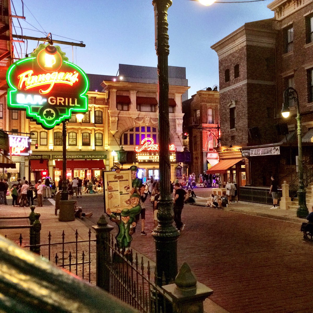 My happy place. Wish I was there. #universalorlando #finnegans #UniversalStudios