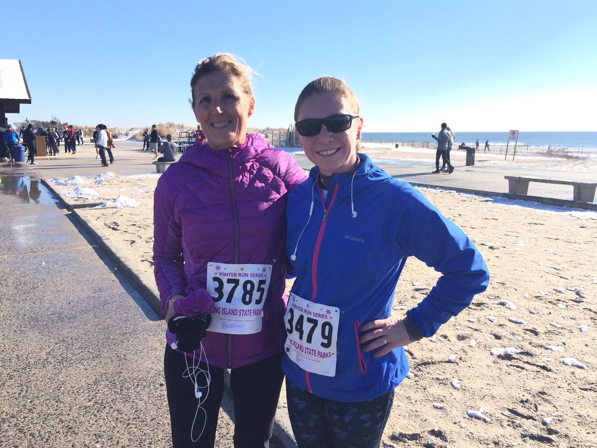 Wild4Class5_4's tweet photo. A cold but beautiful 5k at Robert Moses! #winterrunseries #longislandstateparks #weeksandgray https://t.co/KFDCfUgrt4