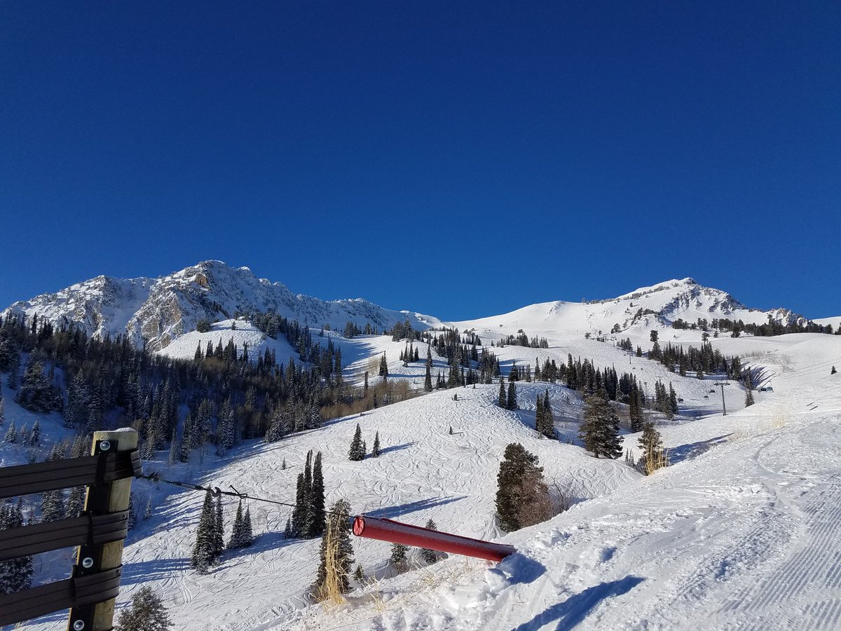 boardingbetty14's tweet image. Couldn't ask for a better way to start my vacation. @snowbasinresort you never fail to deliver #TNBetty #wintervacay #comewith #missinga2nd