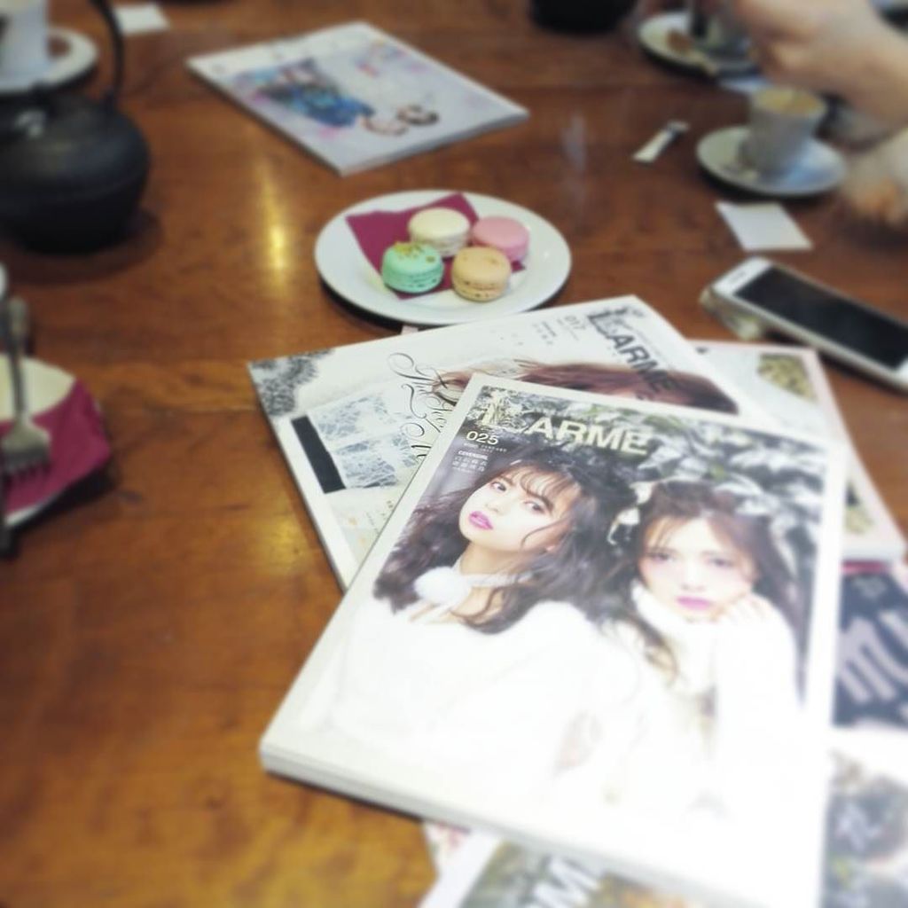 Chloe_chieko's tweet photo. Larme meet today 💜
#larme #larmekei #meeting #france #bluevalentine #levalentin #paris #cu… https://t.co/QoY5iW4a3X https://t.co/0zY0AHdYzh
