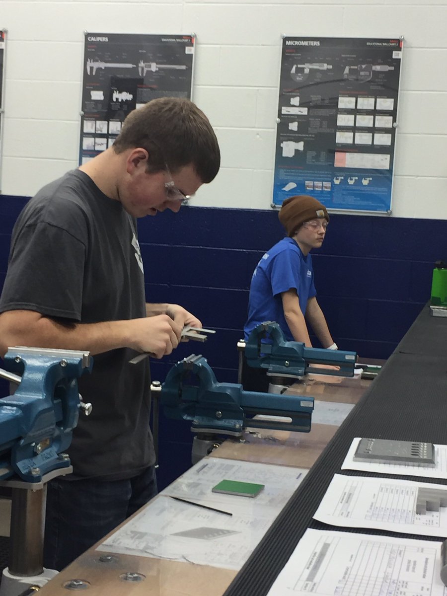 NKCESKids1st's tweet photo. Could Advanced Manufacturing be for you? Check out these great opportunities in NKY! @NKYFAME https://t.co/kU460B0Cbr