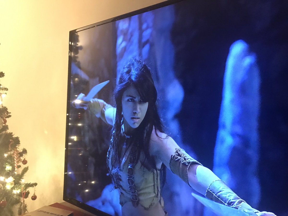 EsbergerEmma's tweet photo. @KarenDavid Your fighting skills in #ScorpionKing2 are impeccable!You should be in the next Marvel film 😉or you could be a Bond girl!😘💙xoxox https://t.co/Z7nKLYJmyy