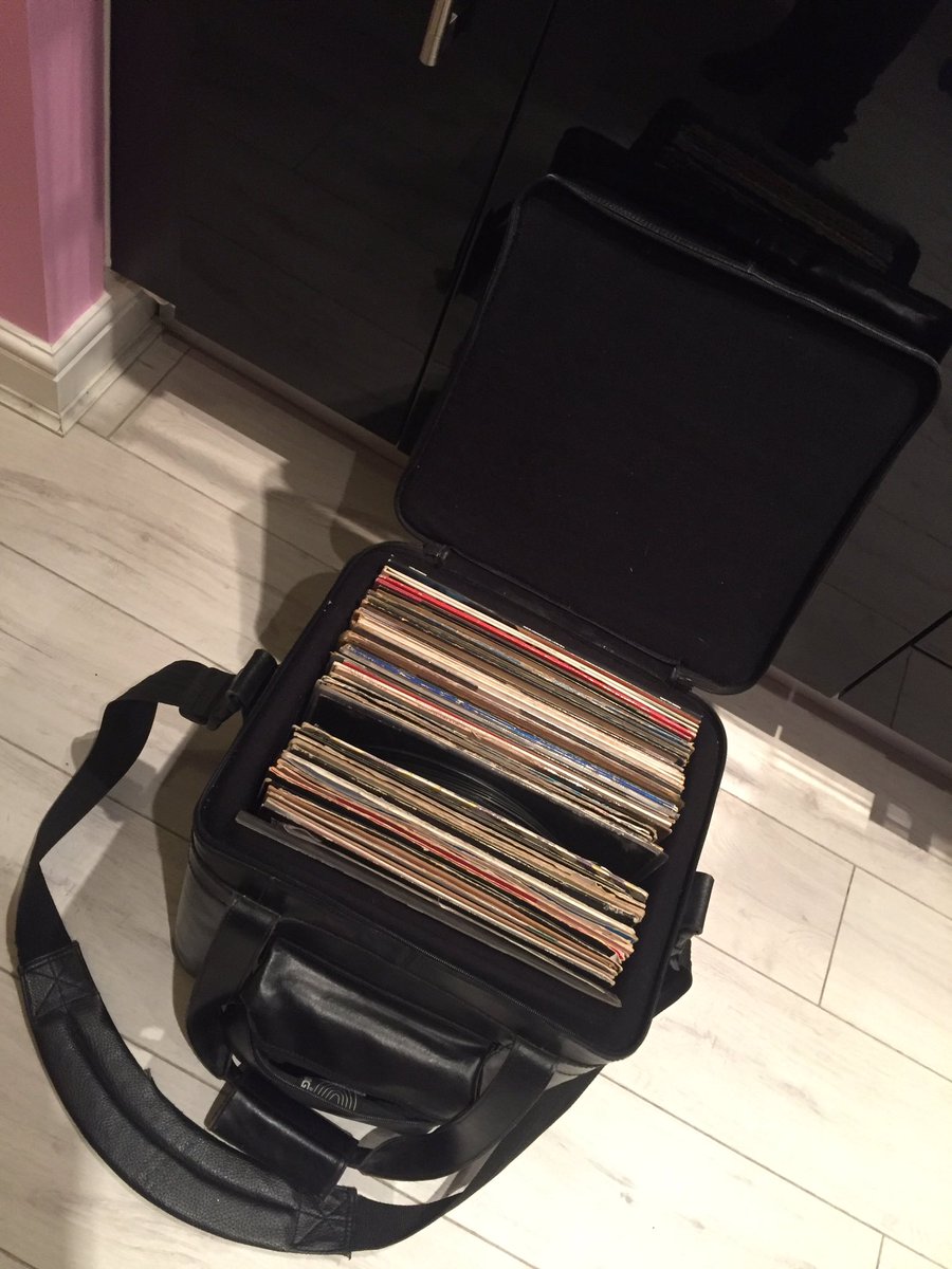 AnitaJayneBooth's tweet photo. Well last night escalated quickly! @ClaireLWhittle @Kelz1984 #vinyls #girlsonly #recordplayers #brewshed #acenight #LPs #records https://t.co/0gui31N3QC