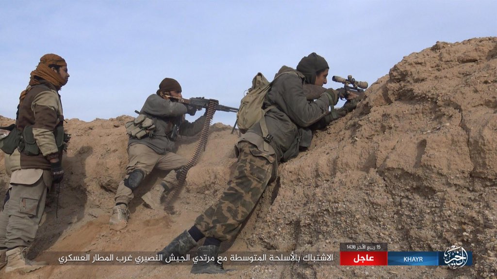 C___News's tweet photo. #Syria
#IslamicState Attack On Positions Of The #SAA West Of The Military Airbase in #DeirEzzor. https://t.co/LIU0GRMeGu