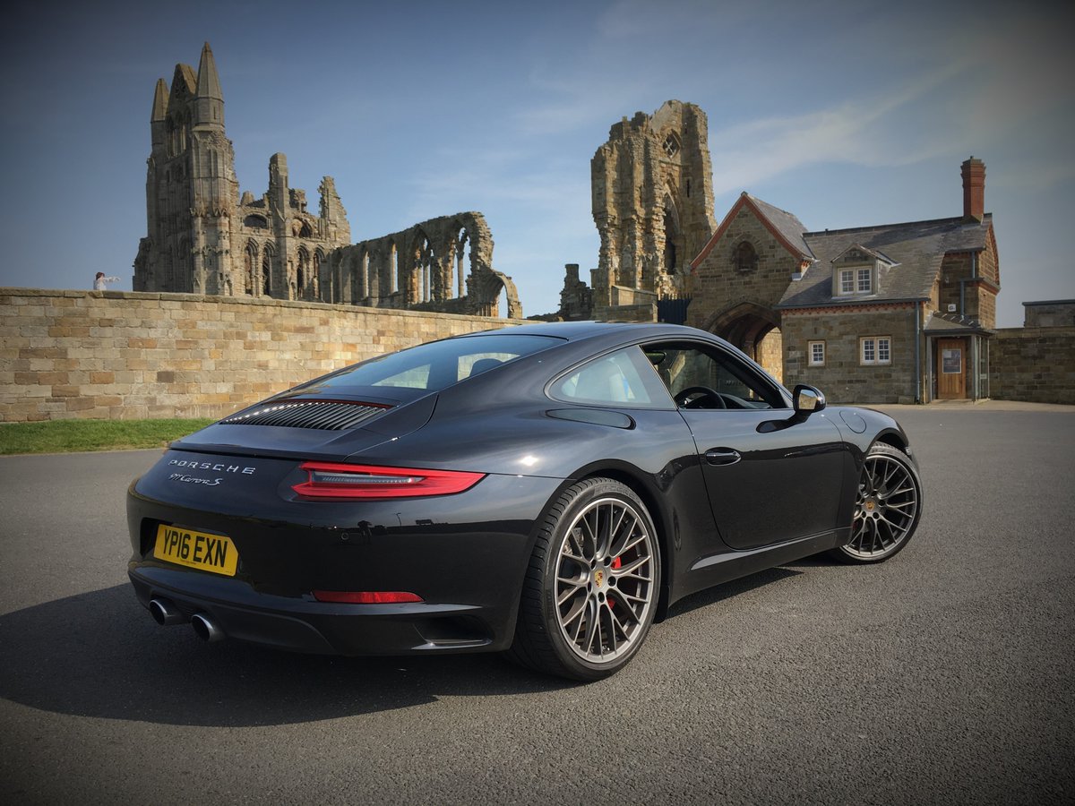 FastFoxAdam's tweet photo. Perfect weekend for a #Porsche #911 C2S #FastFox #testDRIVE in Whitby #Yorkshire @FastFoxAdam @PorscheGB #supercar https://t.co/fid7hWvX0R