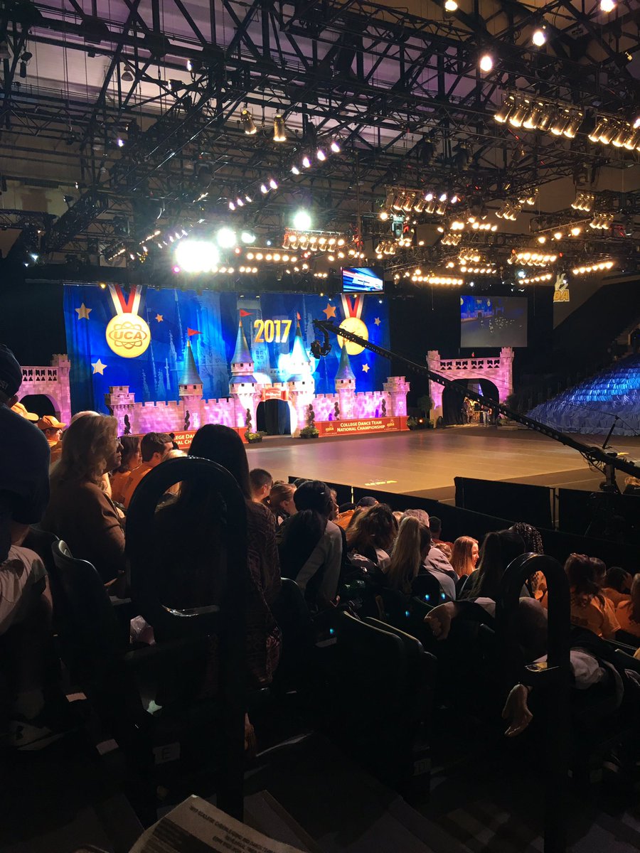 HarvardDT's tweet photo. Love watching DIA jazz finals!!! https://t.co/7BS4pDABmY