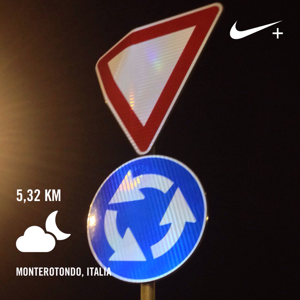 Luis_Alarc's tweet photo. #runners #running #RunningMan #runnerscomunity #runnercomunity #corsa https://t.co/Ds3gxvBR0j