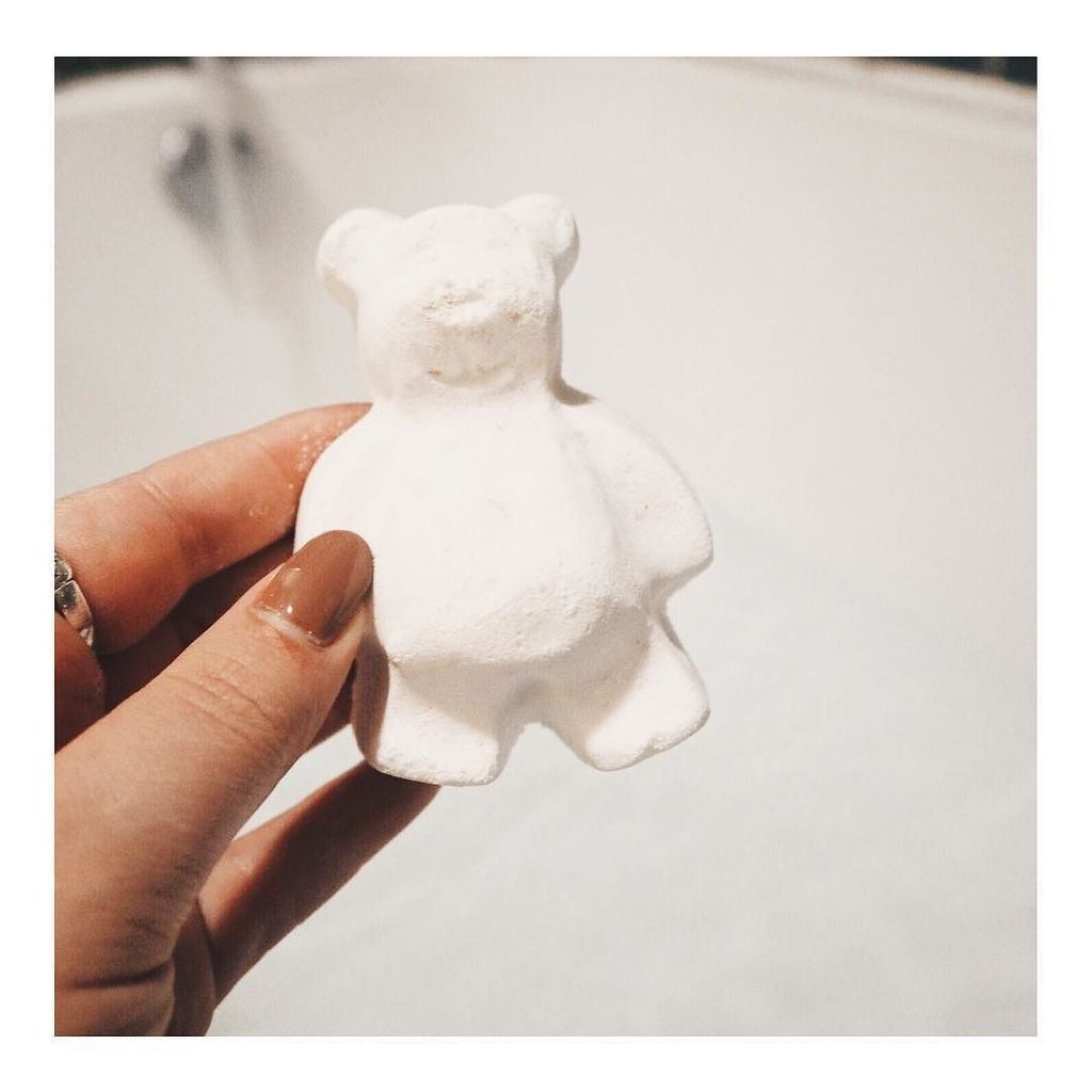 Still using my <a href="/lush/">αʠʉɨɭα!</a> xmas sale stash! Butter Bear 🐻 ift.tt/2iuPLBf