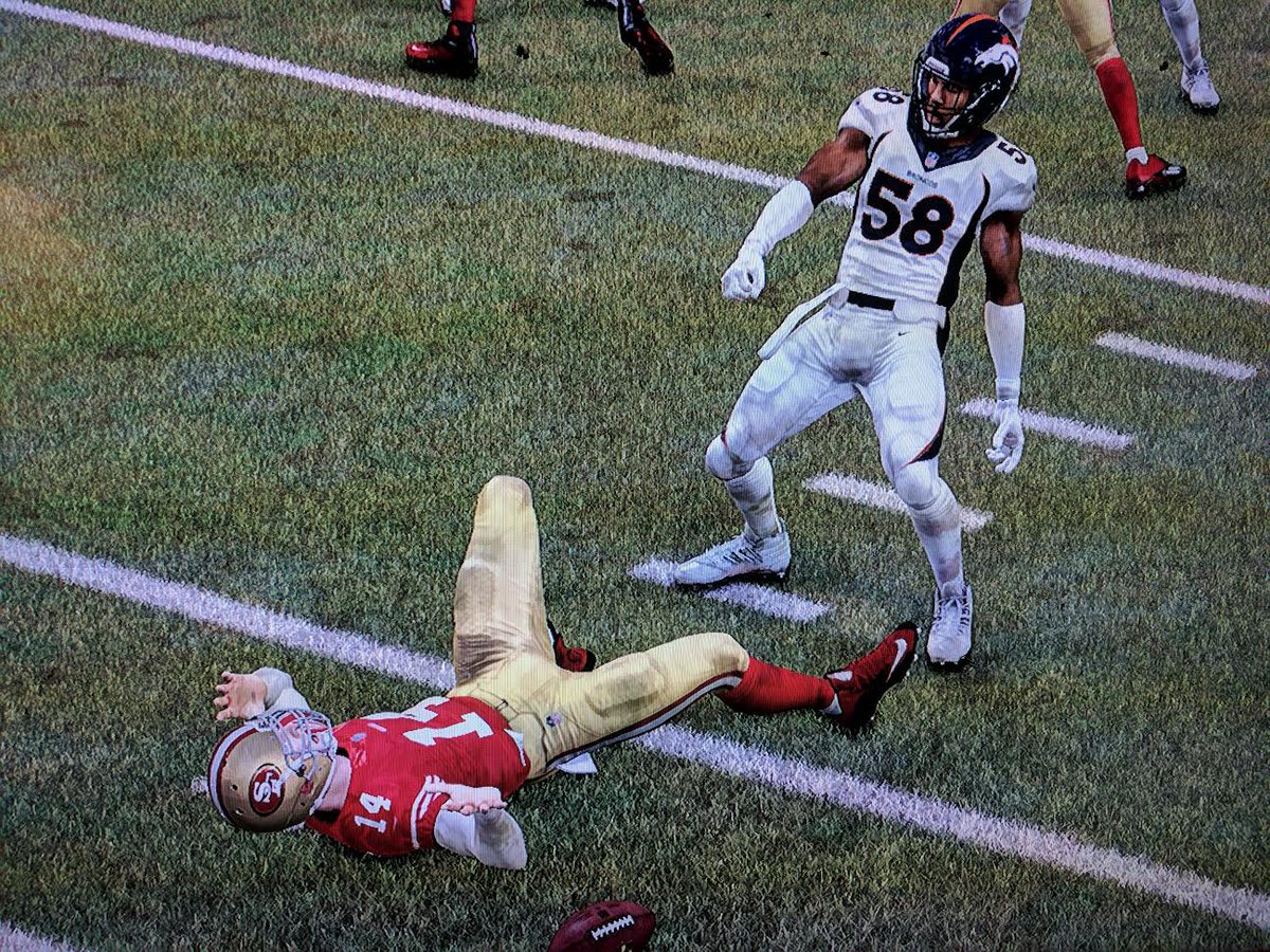 MEE_Broncos's tweet photo. Broncos finish the season 11-5 with a victory over the 49ers 33-7. The Broncos defense came away with 8 sacks and 5 INT's in the win https://t.co/ELmZtJclCF
