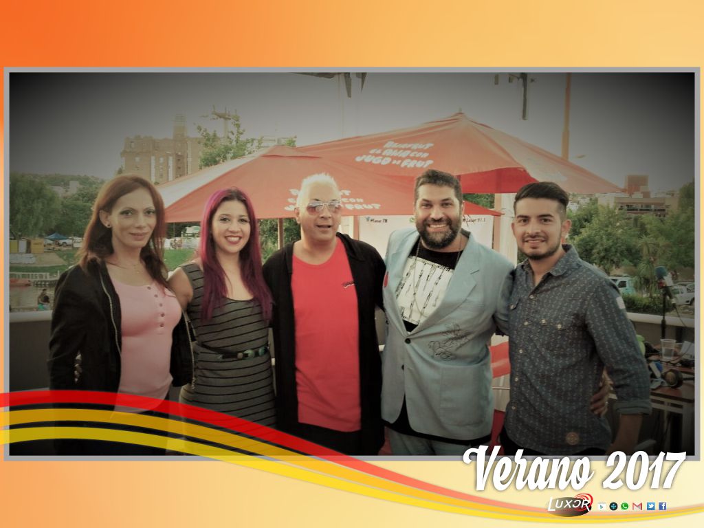 ¡Gracias! Jessy Nash de "El varieté del Humor". 91.1 MHz o radioluxor.com.ar l App en Play Store. #FMLuxor #Verano2017 #LuxorDeVerano