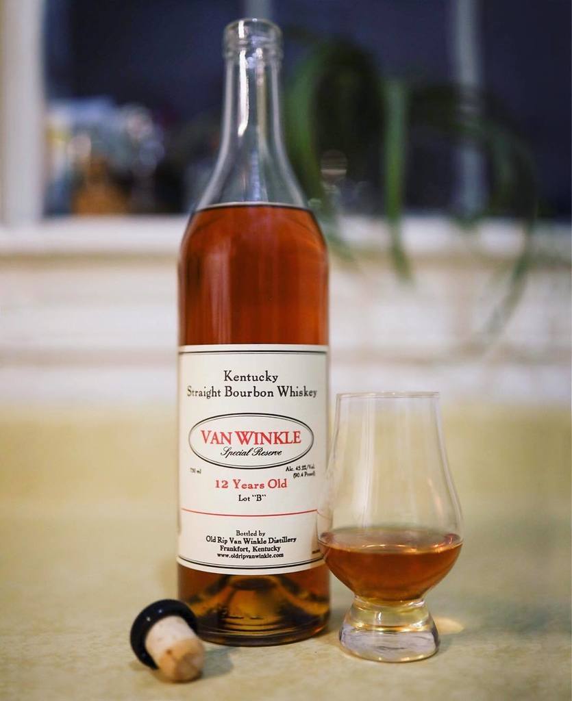 BHambright's tweet photo. Finally got my hands on my very own Van Winkle! Pretty smooth and has notes of oak, vanill… https://t.co/FOqpwu3Q1v https://t.co/8tc83SCdyi