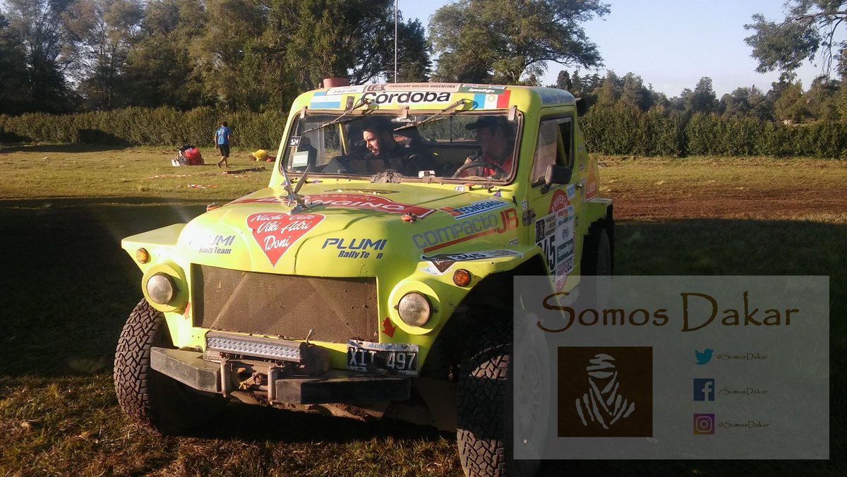 SomosDakar's tweet photo. EL #RASTRODAKAR LO HIZO: #SomosDakar acompañó a @blanginoOK en la ruta. #Dakar2017. Nota de @Lucho_S_93 
--> https://t.co/Q0lwGEqaXO https://t.co/I8heWoJWbf