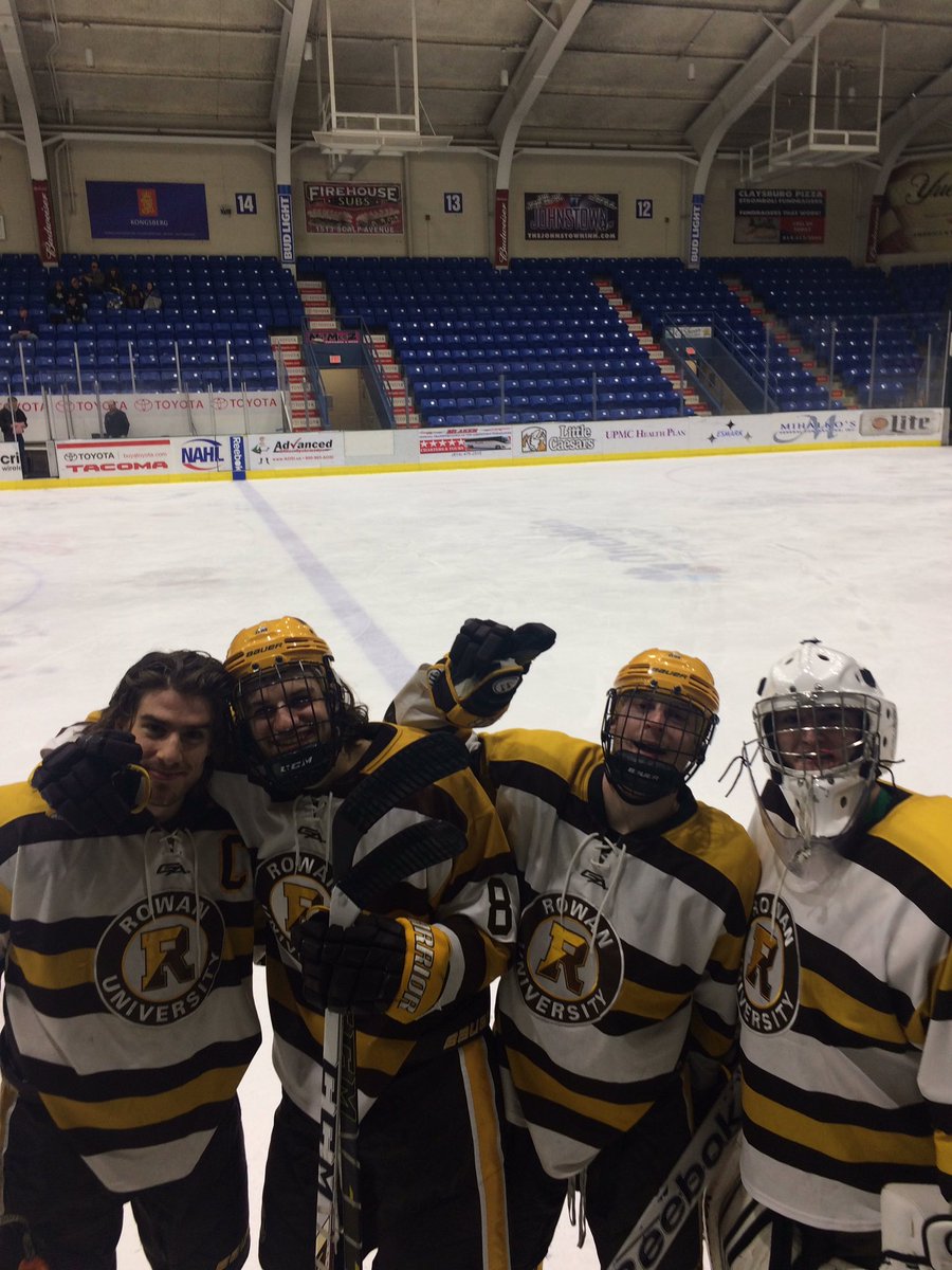 Rowan_D3_Hockey's tweet photo. Rowan wins 10-1! Shots 64-27. https://t.co/cjQ7jVkMxq