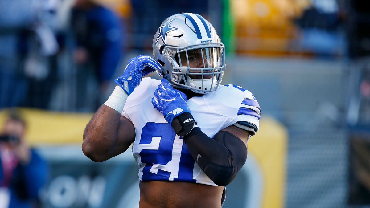 ZeksAbs's tweet photo. Bout that time to strap it up @EzekielElliott 🍝 #HowZekeGonEat https://t.co/al79GqSifr