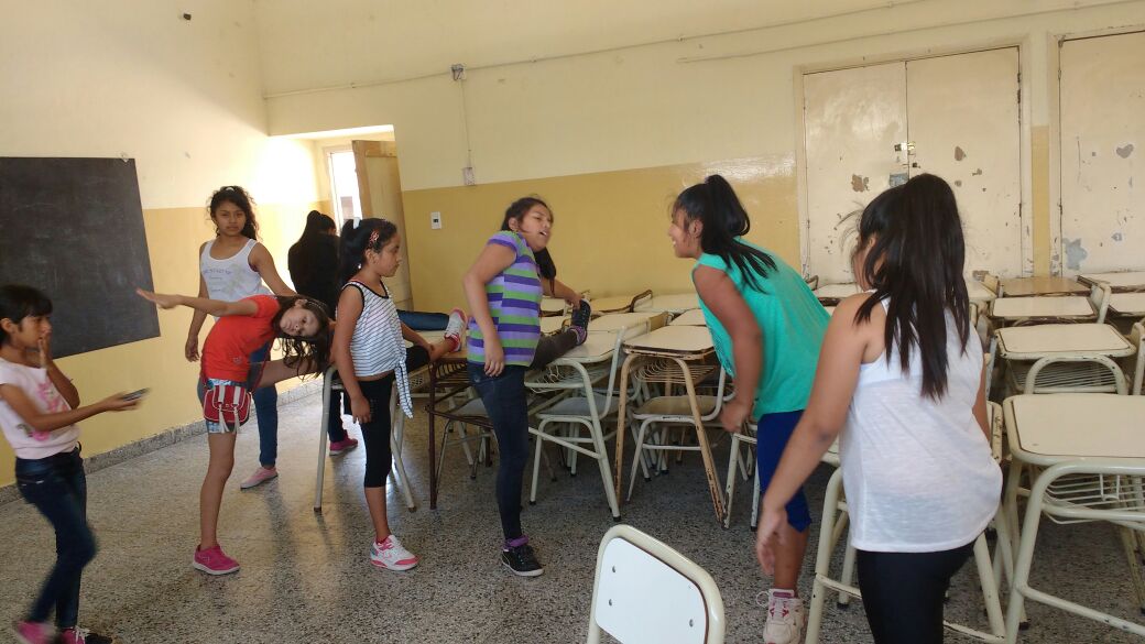zonaoestesalta's tweet photo. Juntos vamos por mas!! Escuelas Abiertas..en verano..!! https://t.co/DkTyBAKj8t