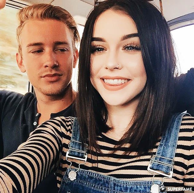 charmedminaj's tweet image. I'm so happy they found each other ✨ @AcaciaBrinley &amp;amp; @jairusjkersey