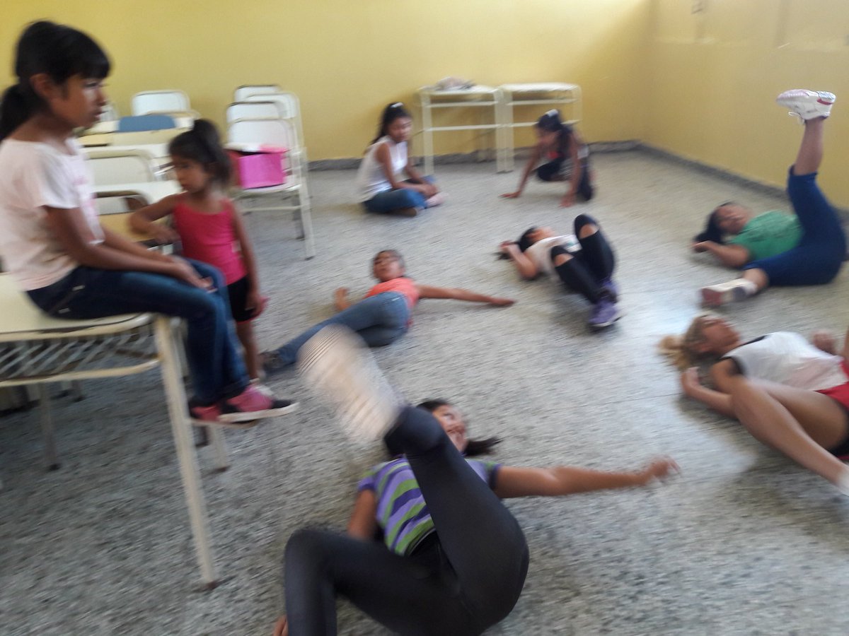 zonaoestesalta's tweet photo. Escuelas Abiertas ZonaOeste..en verano te esperamos todos los sabados ... https://t.co/6686uYtCuz