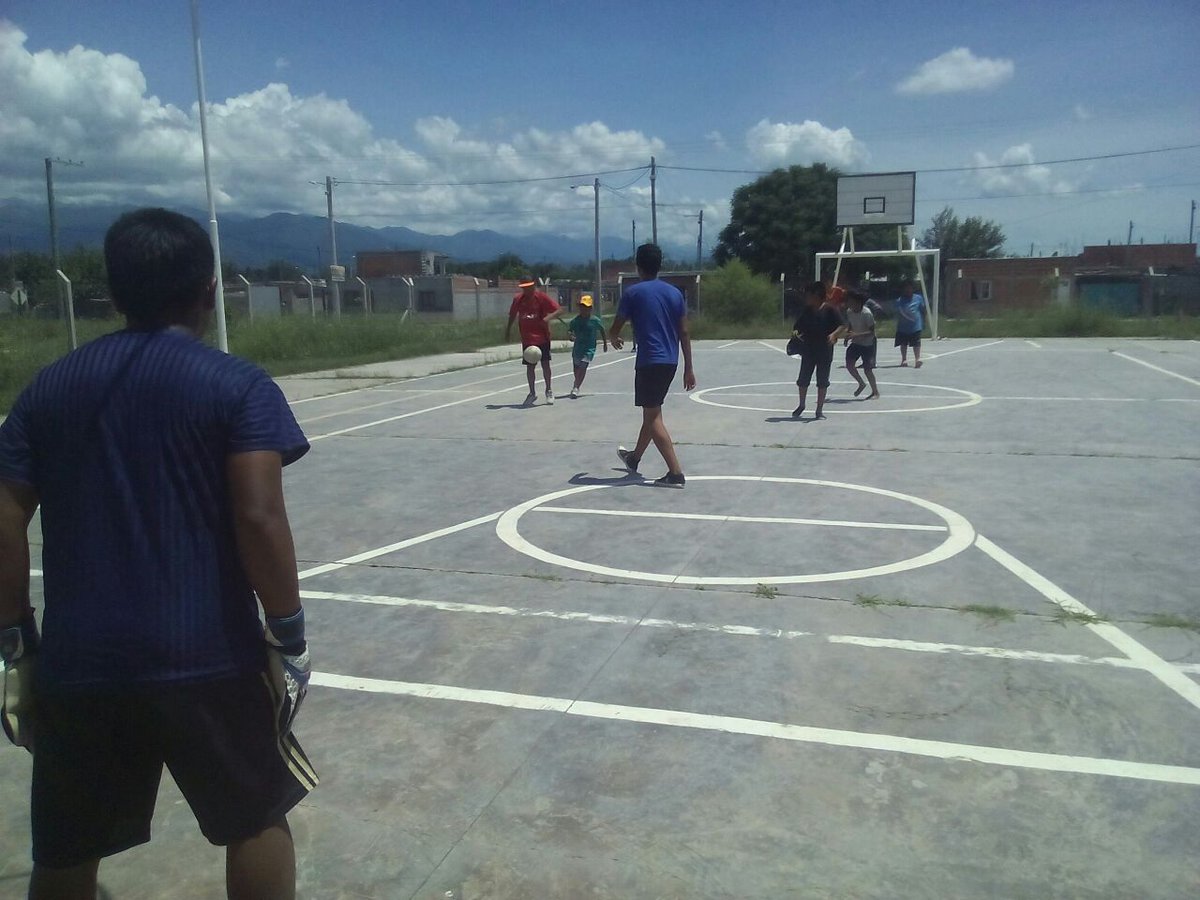 zonaoestesalta's tweet photo. Talleres de deportes..plastica y muchos mas en Escuelas Abiertas Zona Oeste... https://t.co/7QnXgHoKBK