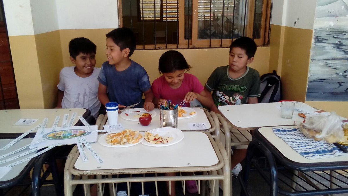 zonaoestesalta's tweet photo. Talleres de deportes..plastica y muchos mas en Escuelas Abiertas Zona Oeste... https://t.co/7QnXgHoKBK
