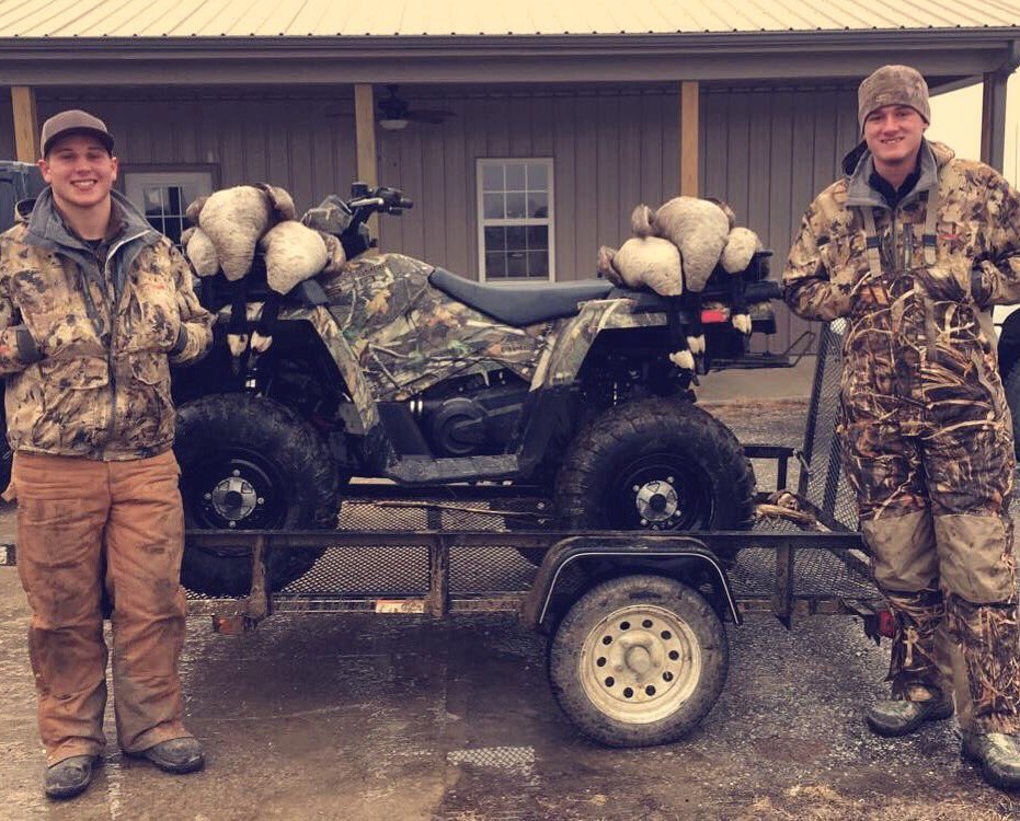 MFowlers's tweet photo. Freezing rain WILL NOT stop us!!            |#2man| |#sitkagear| |#sickforit| https://t.co/zEAFcqLicb