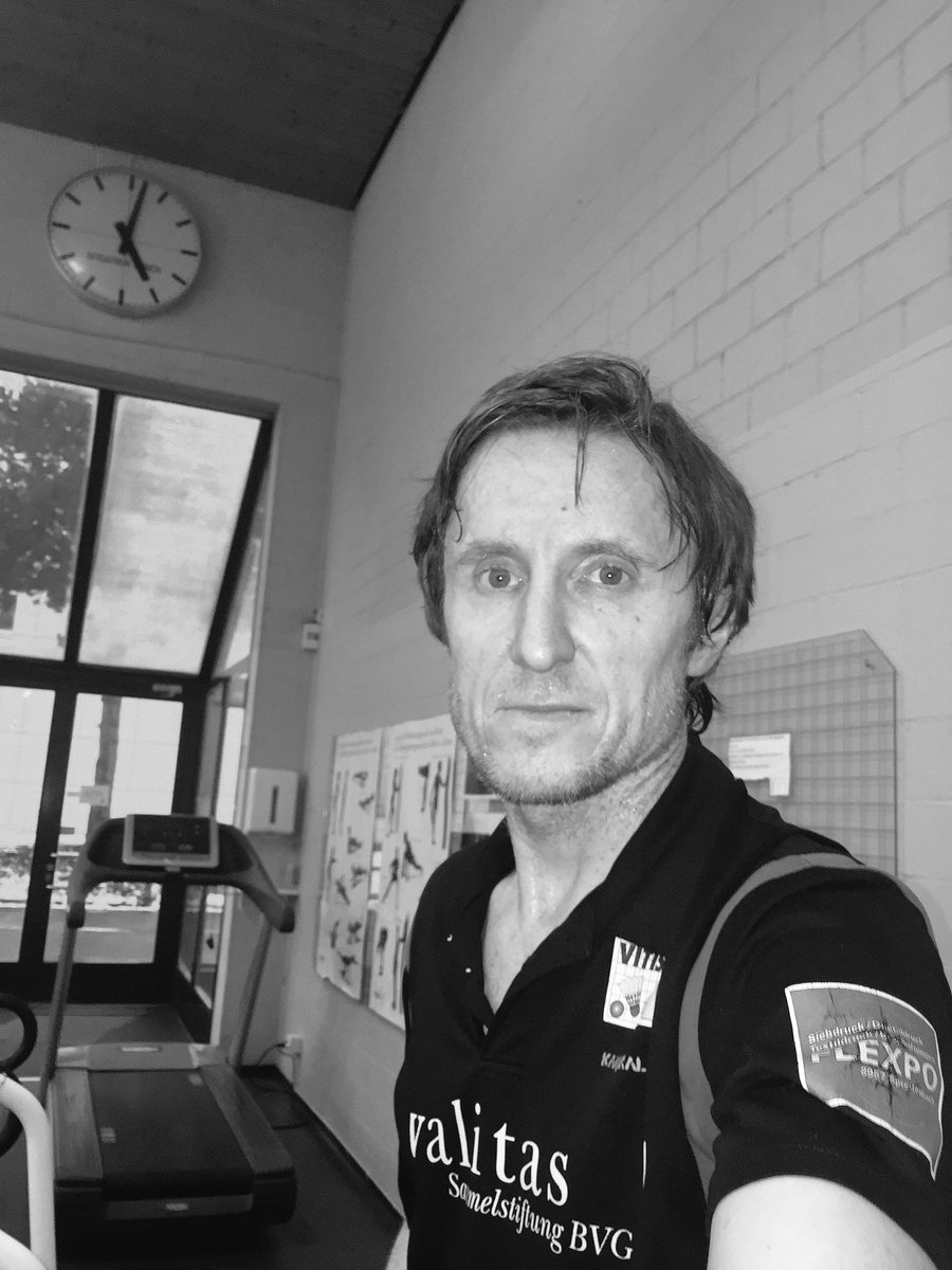 squashjohnny's tweet image. @sebweenink @manuelwanner @JonasDaehler @golansquash sunday solo + bike.. lets go boys.. 😎