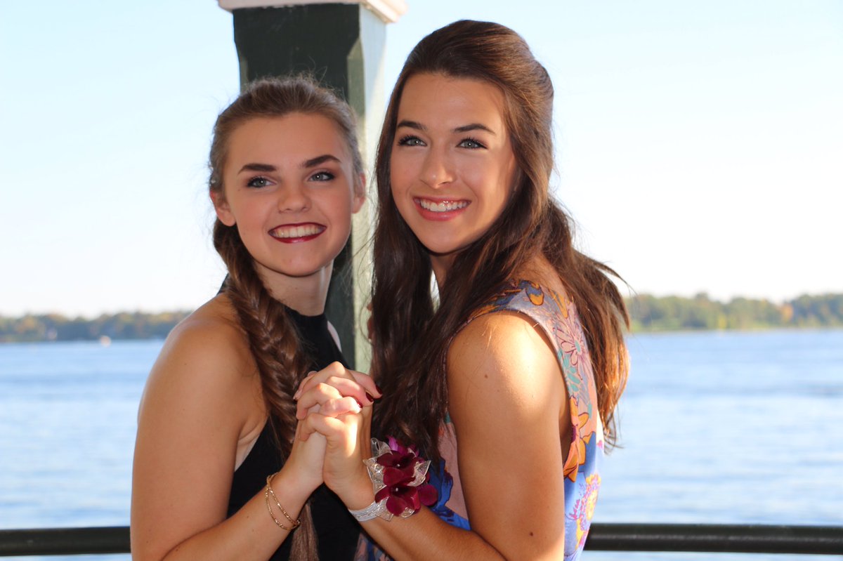 laurynmoquist's tweet photo. Happy birthday Annika b!!! I hope 18 treats you well🤗 love you❤️ https://t.co/xgjPITJkit
