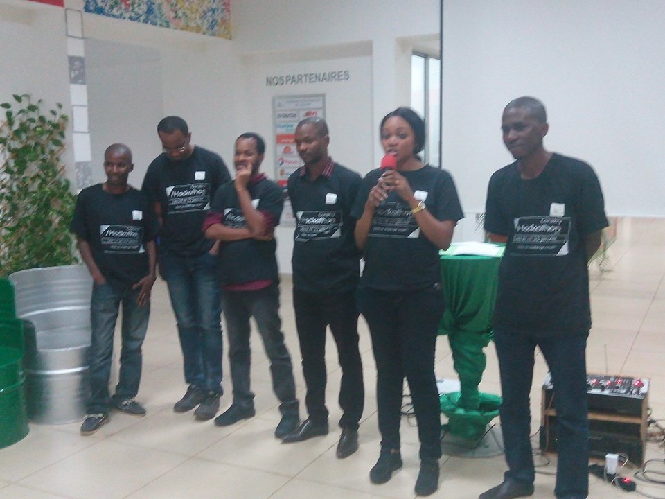 DandaDiallo's tweet photo. Attention ça va tomber. Les membres du jury délibèrent. #conakryhack2017 https://t.co/9Md5KBQniB