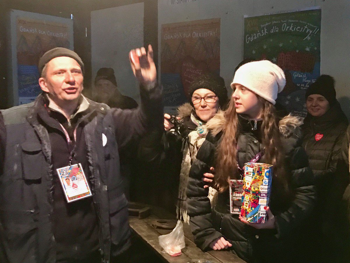 iBedeker's tweet photo. WOŚP  w Kuźni Wodnej w Oliwie:)
https://t.co/zgAVM9hZtq https://t.co/FGk2ZsrnoR