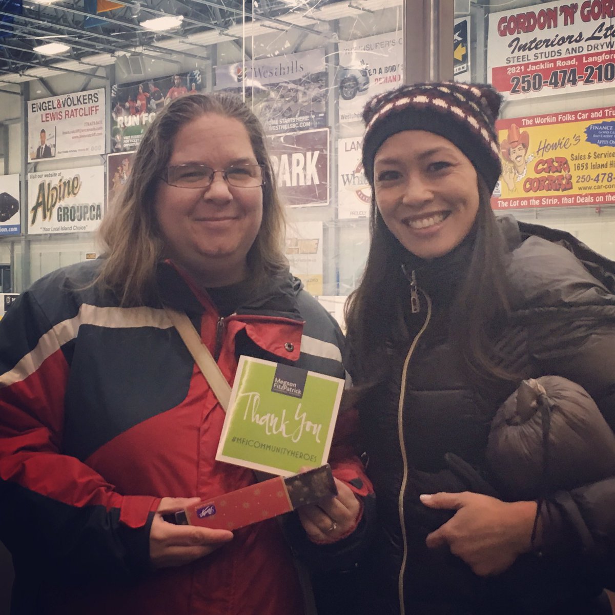 catienove's tweet photo. My #MFICommunityHero, Trish! Team manager, hockey volunteer, superfan extraordinaire:) Thanks 4 all you do. #settingthebarhigh @MFIVictoria https://t.co/6UrCak3YMI