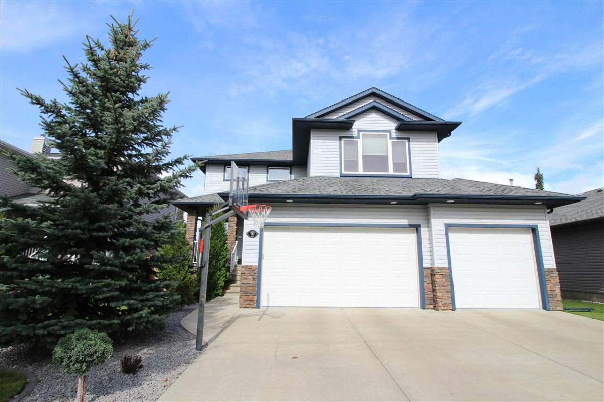 CBHaida's tweet photo. Give your life a fresh boost with a home upgrade. Is this the one?  #homesforsale  https://t.co/Zis9qjT472 https://t.co/HQTvhwxZOh