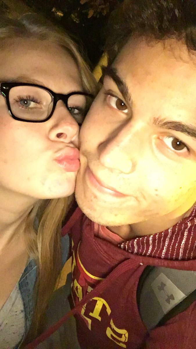 abrynjulfson's tweet photo. Happy happy happy birthday to my best friend 🎉 thanks for being born I love you ❤ https://t.co/z5A4Rmxg3j