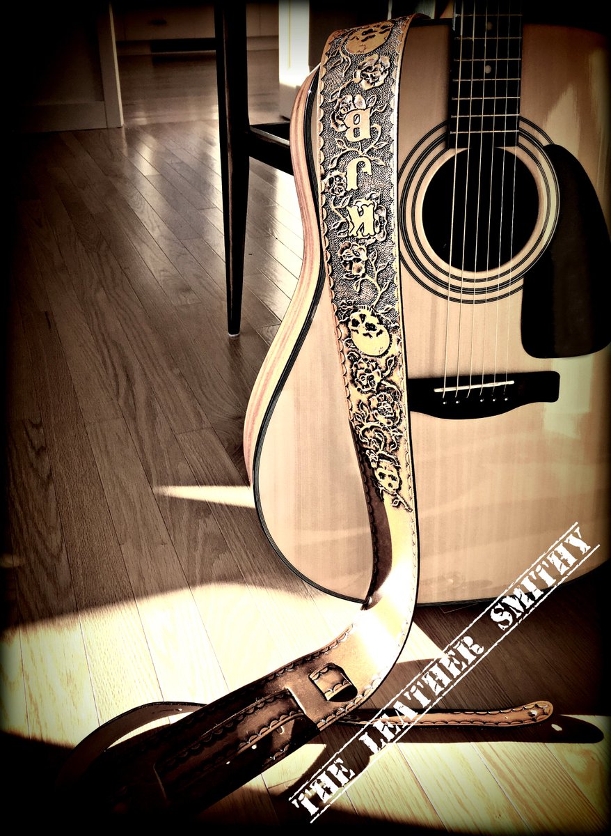 LeatherSmithy's tweet photo. https://t.co/QlrMYXuZ5w #EtsyShopperRT #Etsy #GuitarStraps #HandTooled #TheLeatherSmithy #PersonalizedStraps https://t.co/1qfiEgLQk9