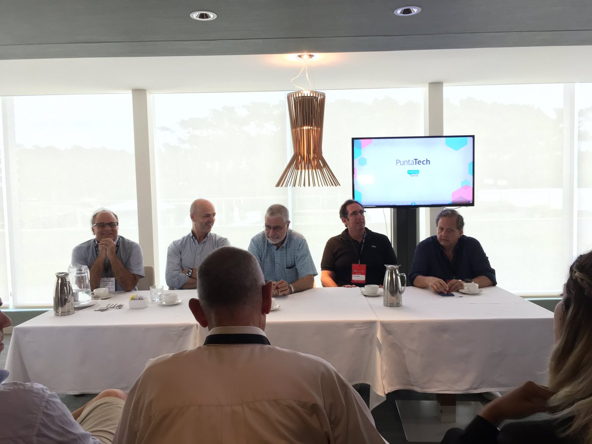 gabyret's tweet image. #puntatech2017 Marca País #Uruguay @PuntaTech @UruguayXXI @IBMUruguay