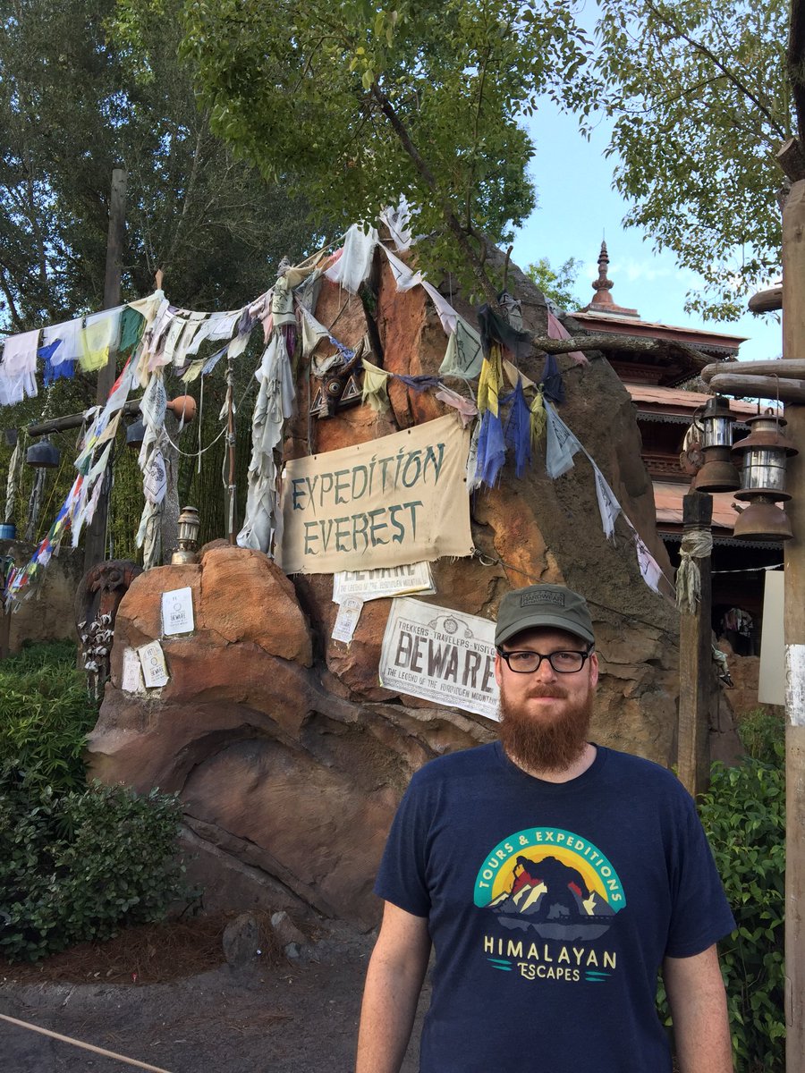 errthling's tweet photo. @madetothrill Shoot! We just missed you; we’re flying back home today. But I got to ride Everest with my favorite shirt! https://t.co/F53lZWoQPr