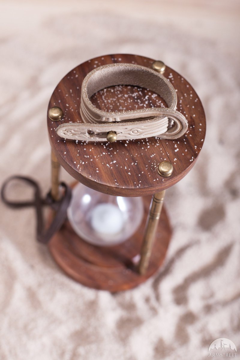 Dornschließe Armband „Das Labyrinth“ aus echtem Leder:
armstreet.de/shop/accessoir…