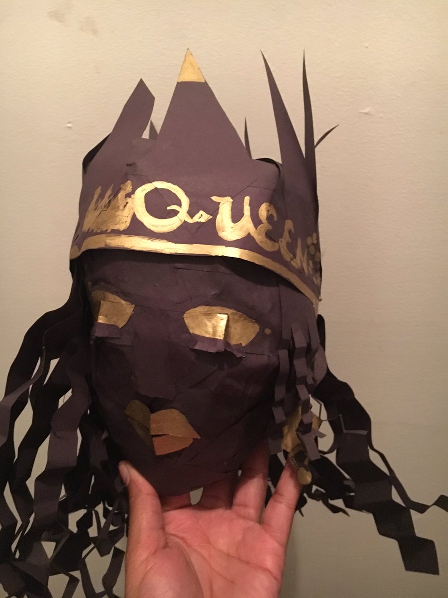 MsCrystalDT's tweet image. This is my paper art! God bless! #paperart #papersculpt #papersculpting #queen #beautyqueen #diy #lovelyart #artistic #artsandcrafts