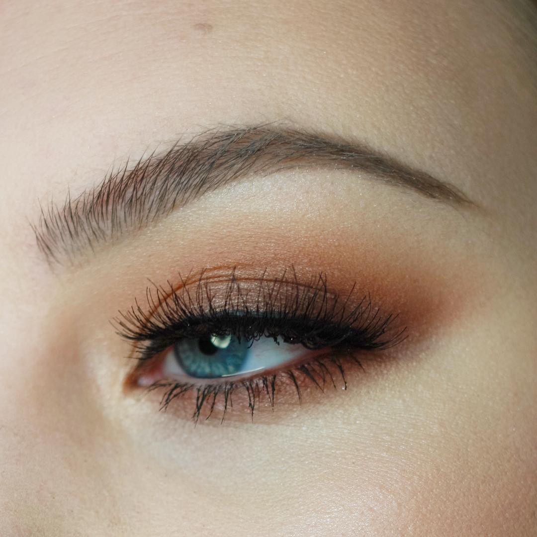 houseoflashes tweet picture
