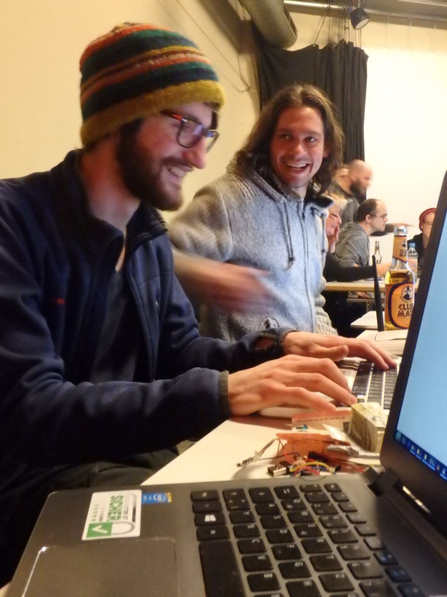 Wir waren heute zu Gast bei der 2. Cryptoparty im Zakk und haben über unsere Arbeit gesprochen. Wir sehen uns dann Mittwoch zum Stammtisch!
