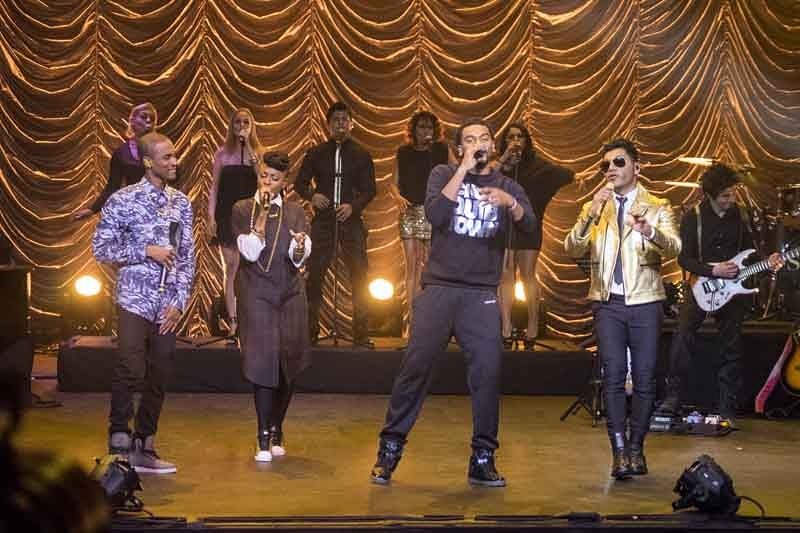 SamoresCol's tweet photo. Será que ni somos, ni estamos, ni nos pensamos quedar! 🎧🎵🎶🎶 @SAMOALLSTAR ft. @chocquibtown #NoEsLoMismo #MQES 💜😍😍 https://t.co/ij0qs9XYWc