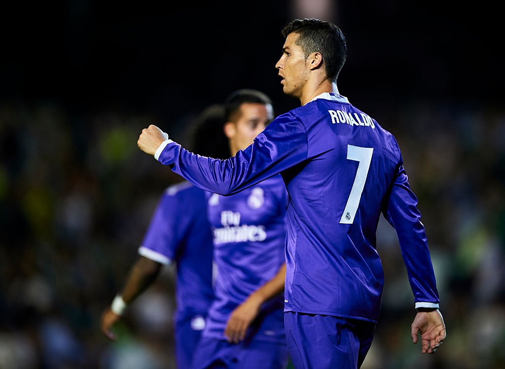 SkySportsStatto's tweet photo. La Liga goals since start of 2009-10
272 – Cristiano Ronaldo (249 apps)
272 – Lionel Messi (254 apps)
#LaLiga https://t.co/M1Y7dg2lKb