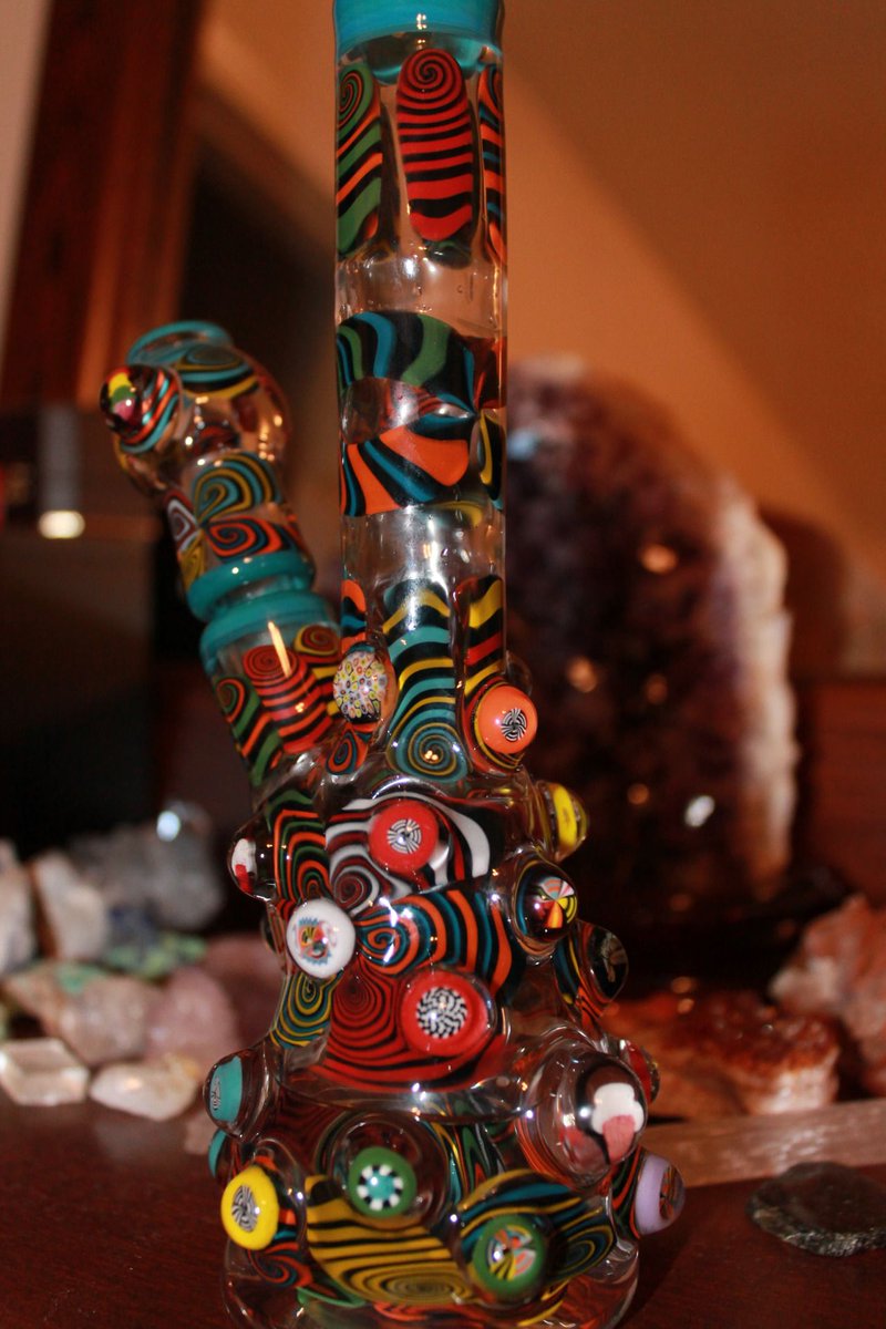 WorldOfBongz's tweet photo. Chunk Glass 😍 https://t.co/Pc29i5G8T2