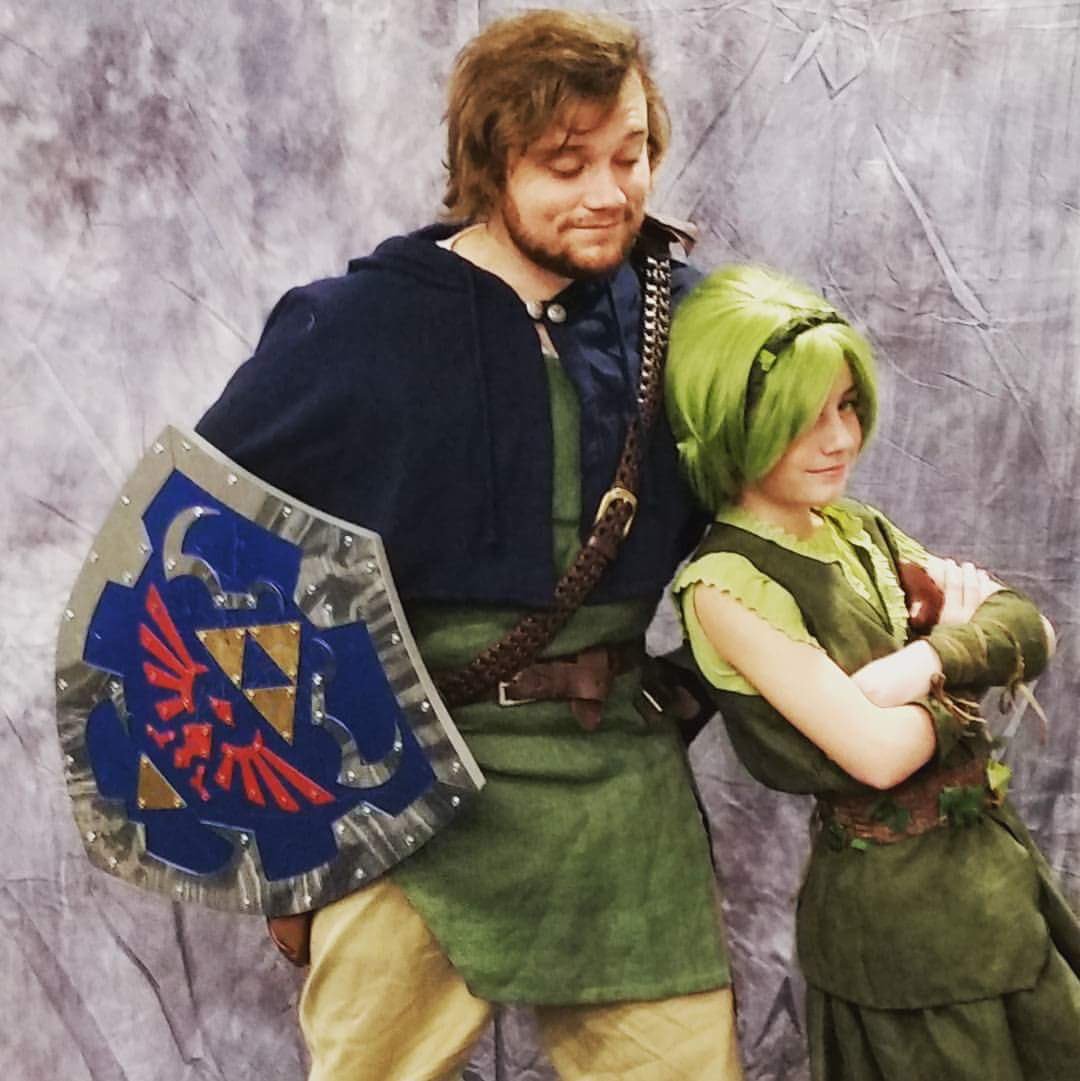 LegacyofCourage's tweet photo. Our cast promoted @ @ohayocon & we had a blast! #zeldafanfilm #zeldamovie #zeldaproject #linkandsaria #legacy #ocarinaoftimemovie https://t.co/dGbccnLTPu