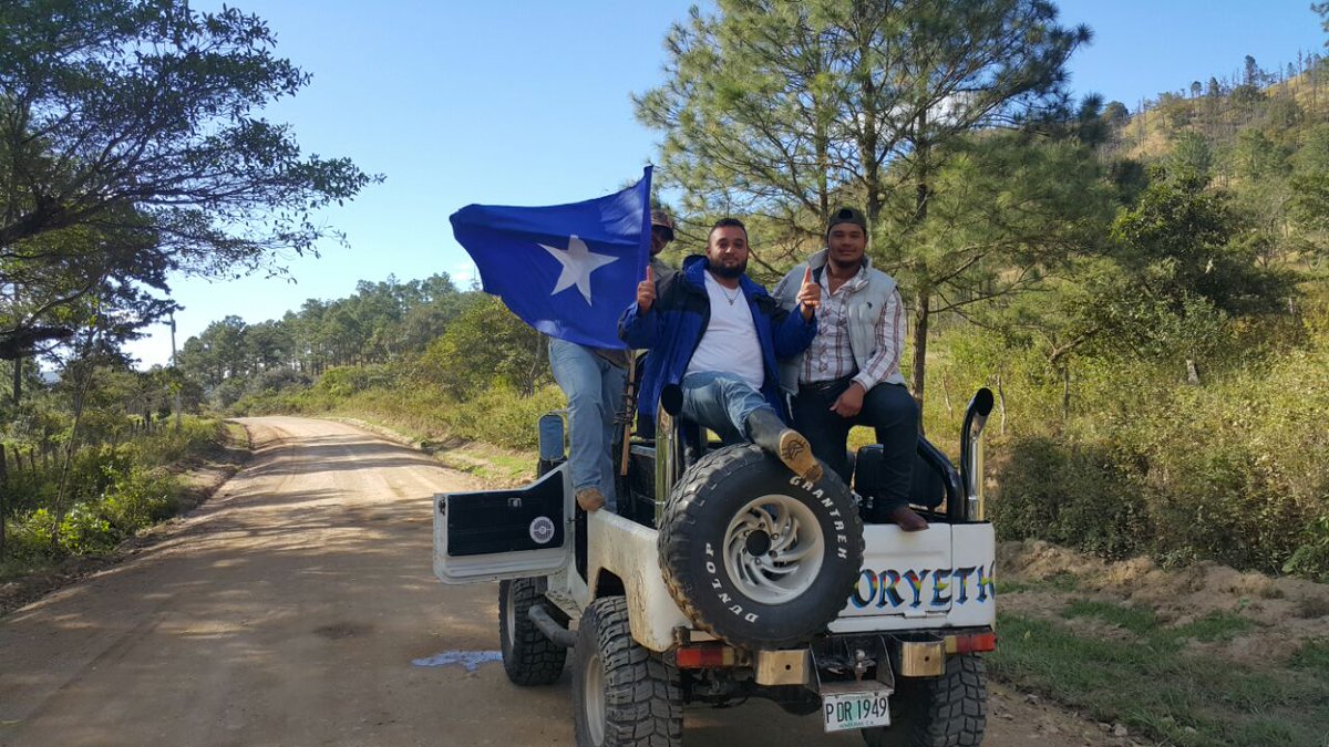 LipeAlcaldeYoro's tweet photo. Que lindo es ser Cachureco, Saludos desde el departamento de #YoroYoro  @PNH_oficial  @JuanOrlandoH #LipeAlcalde https://t.co/gKuZquauD1