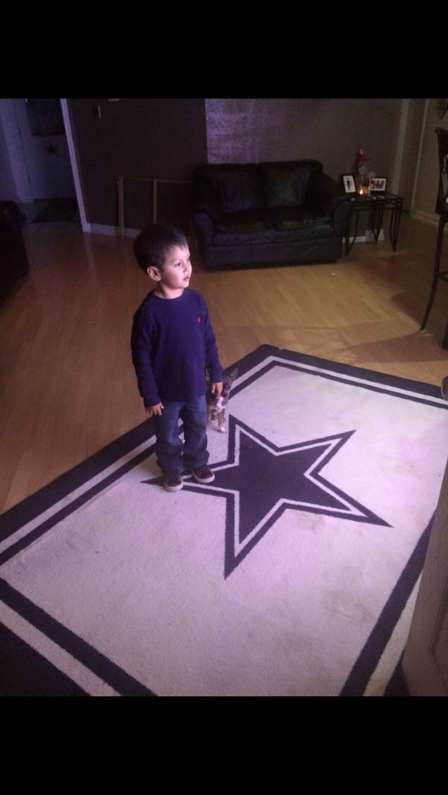 julpz115's tweet photo. Waiting for the game like......
#CowboysNation #FinishThisFight #WeDemBoyz https://t.co/7cmDDQNEgd
